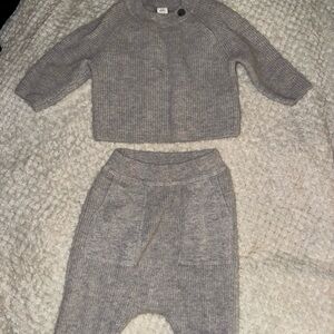 Banana Republic cashmere Light Gray Baby Knit Set